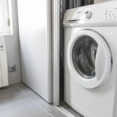 Lovelystay Rooftop Duplex In Sao Bento 아파트 *