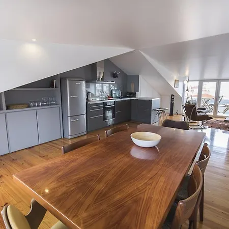 Lovelystay Rooftop Duplex In Sao Bento 아파트 *