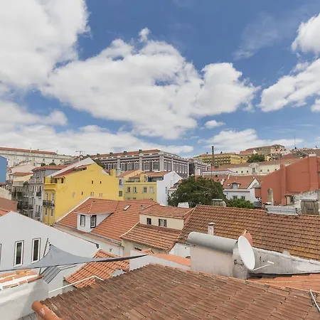 아파트 Lovelystay Rooftop Duplex In Sao Bento 리스본