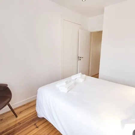 Lovelystay Rooftop Duplex In Sao Bento Daire *