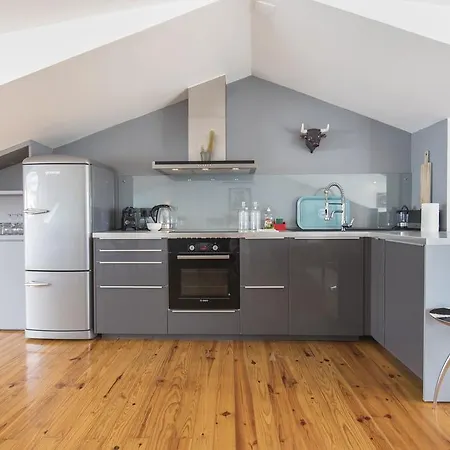 Lovelystay Rooftop Duplex In Sao Bento Apartmán